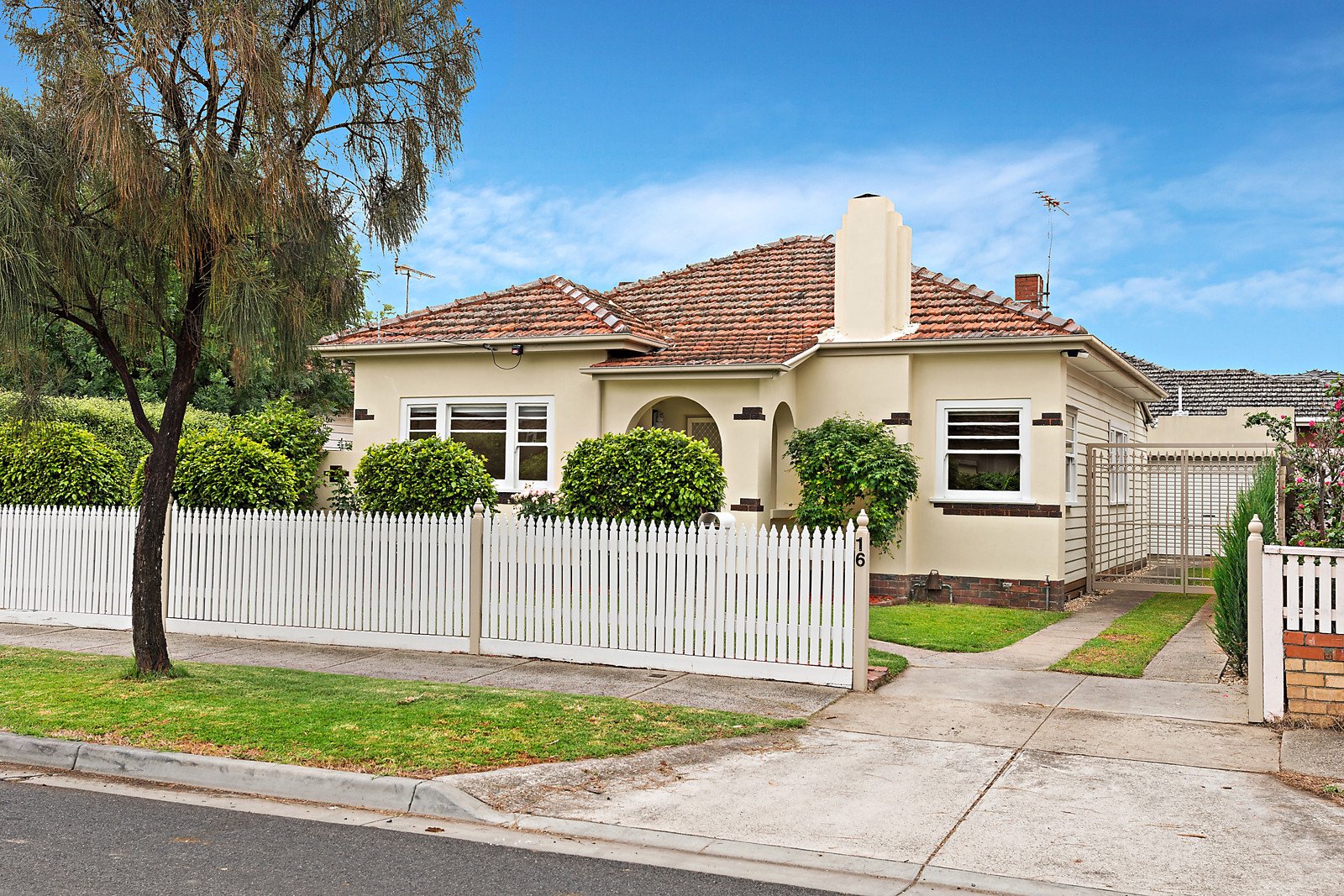16 York Street, Pascoe Vale South VIC 3044