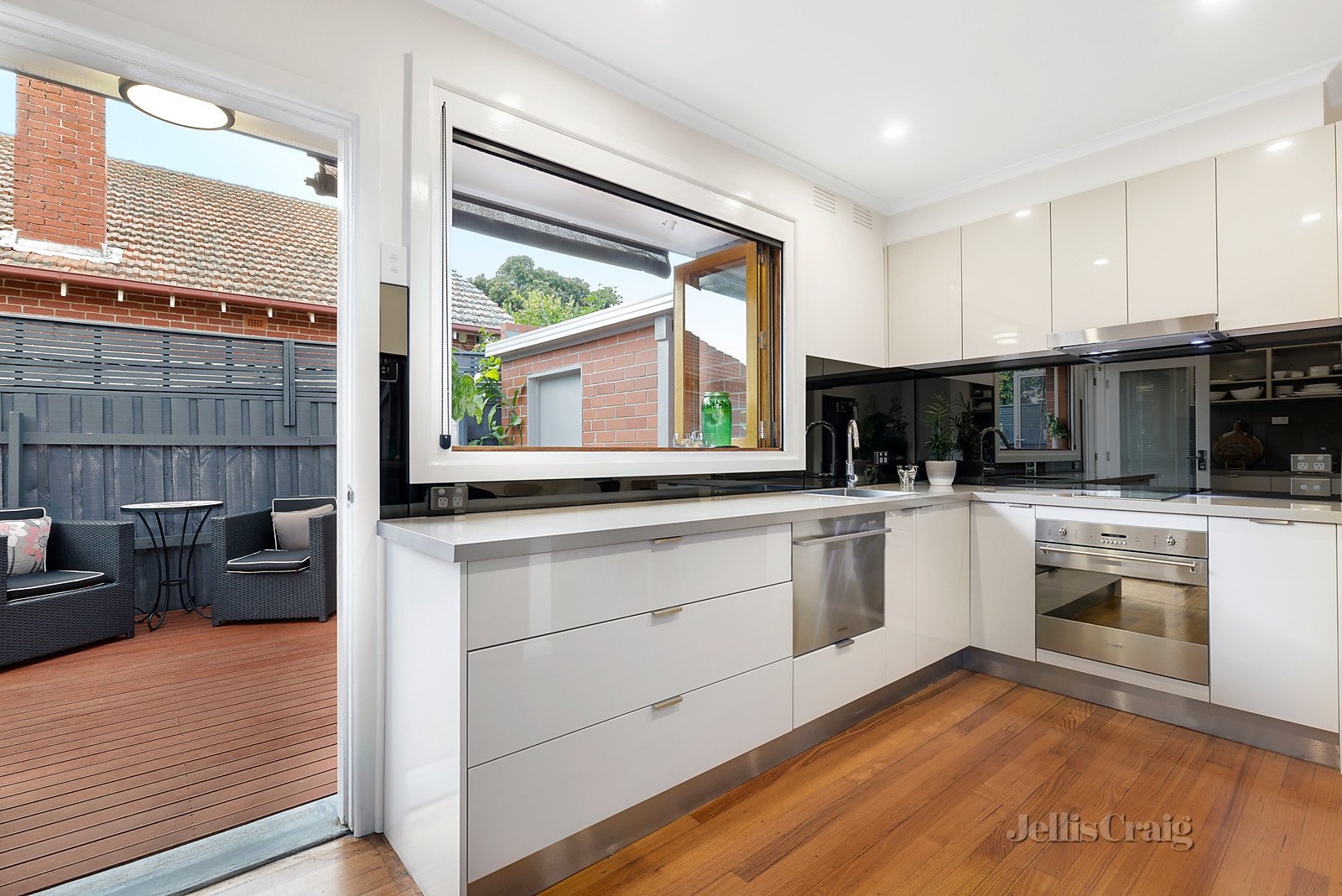 1/60 Bamfield Street, Sandringham image 4