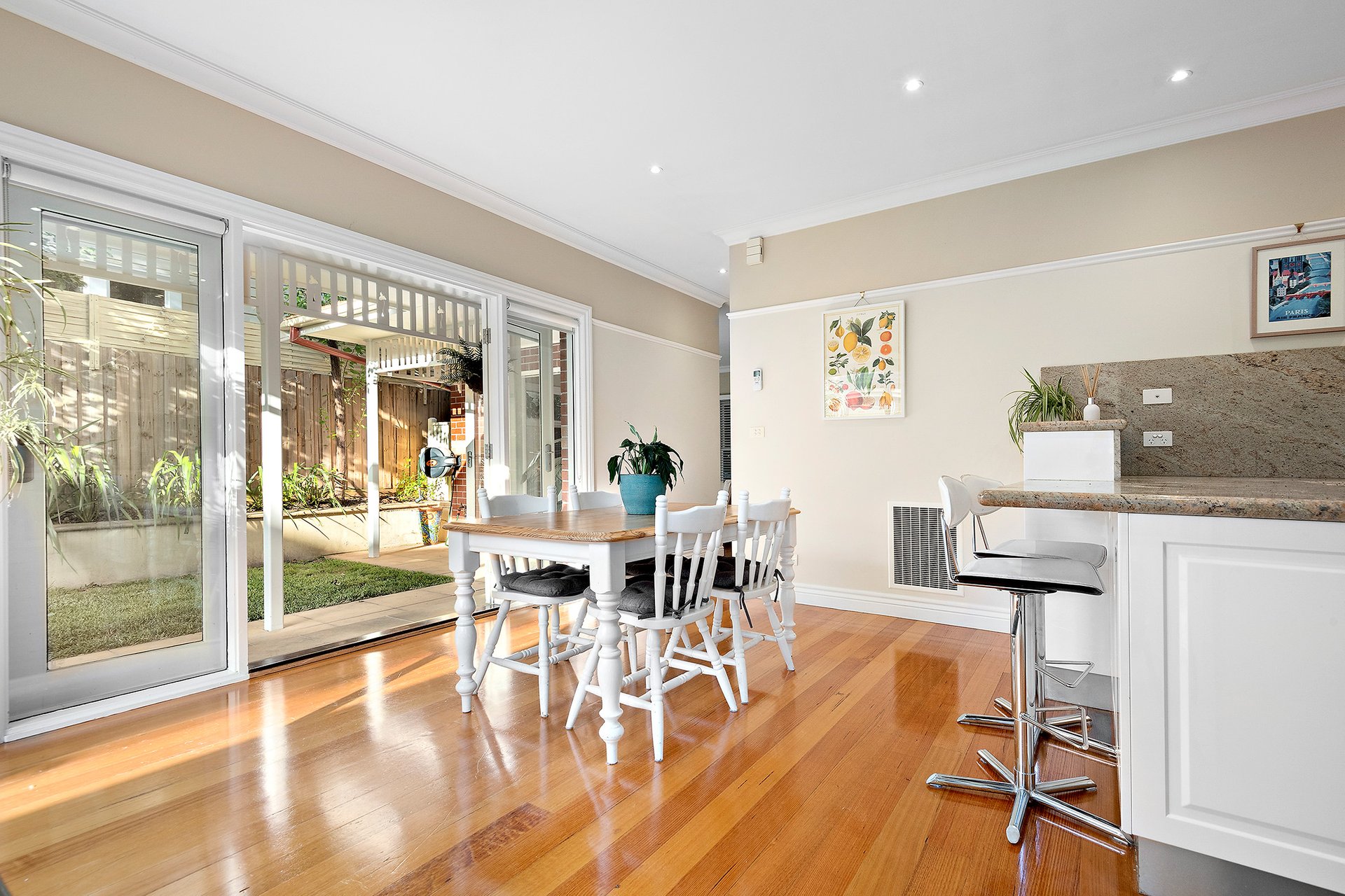 1/60 Durham Road, Surrey Hills image 3