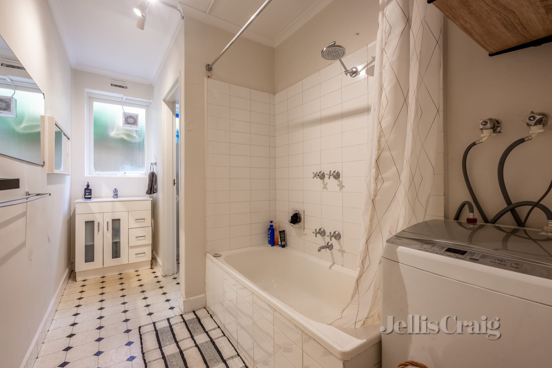 1/60 Edgar St N, Glen Iris image 5