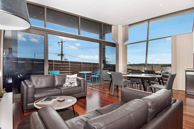 Property Gallery - Main Image