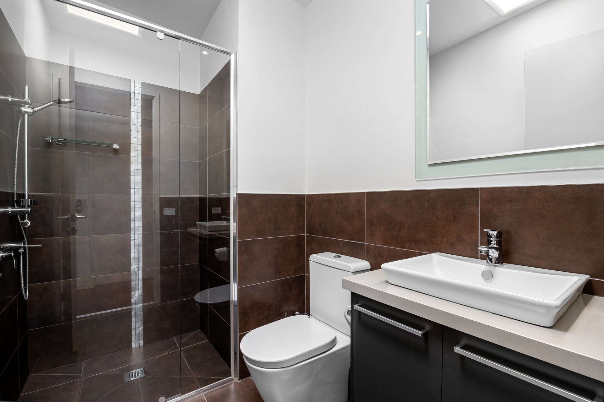 Property Gallery Thumbnail 6