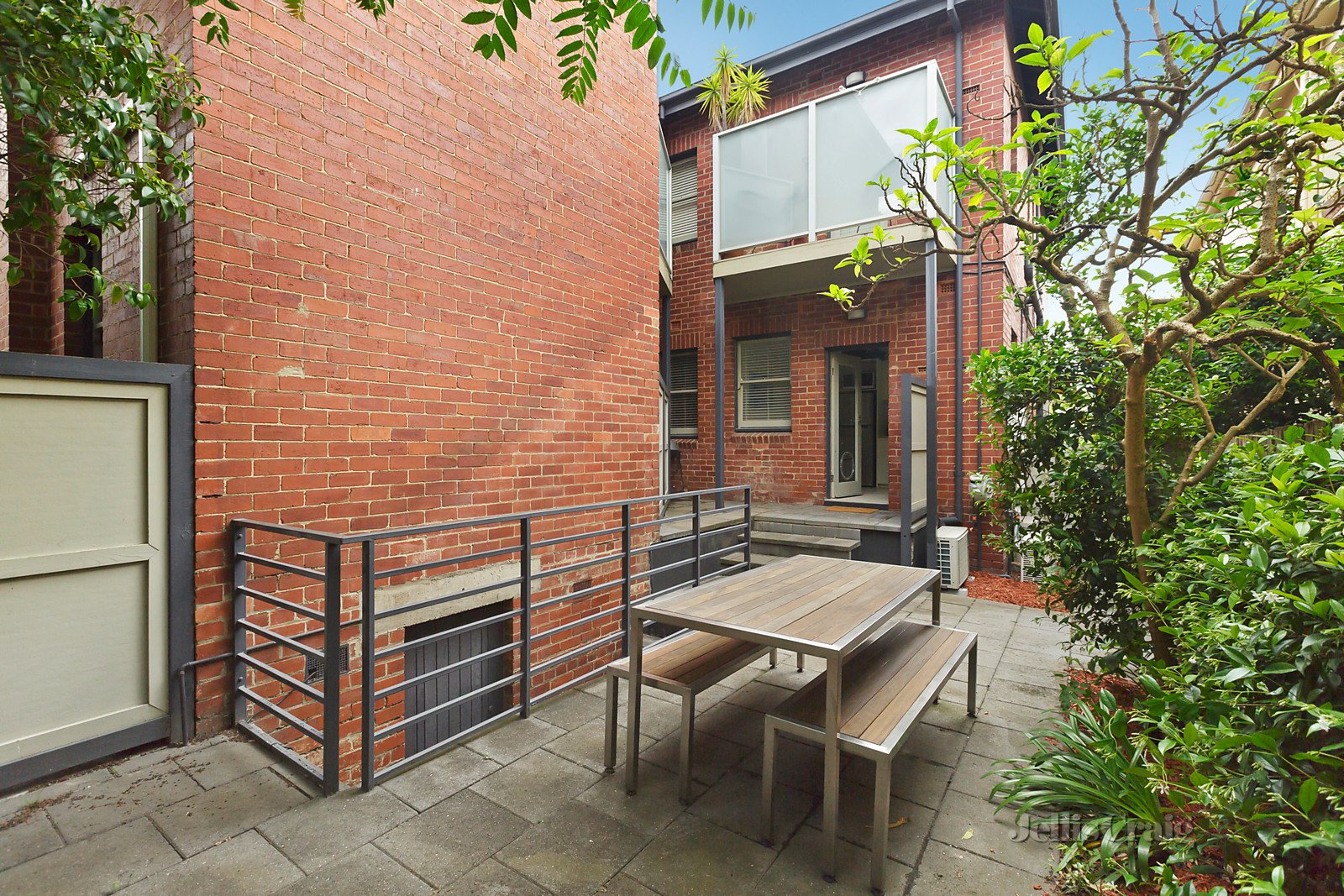 1/60 Leopold Street, South Yarra image 7