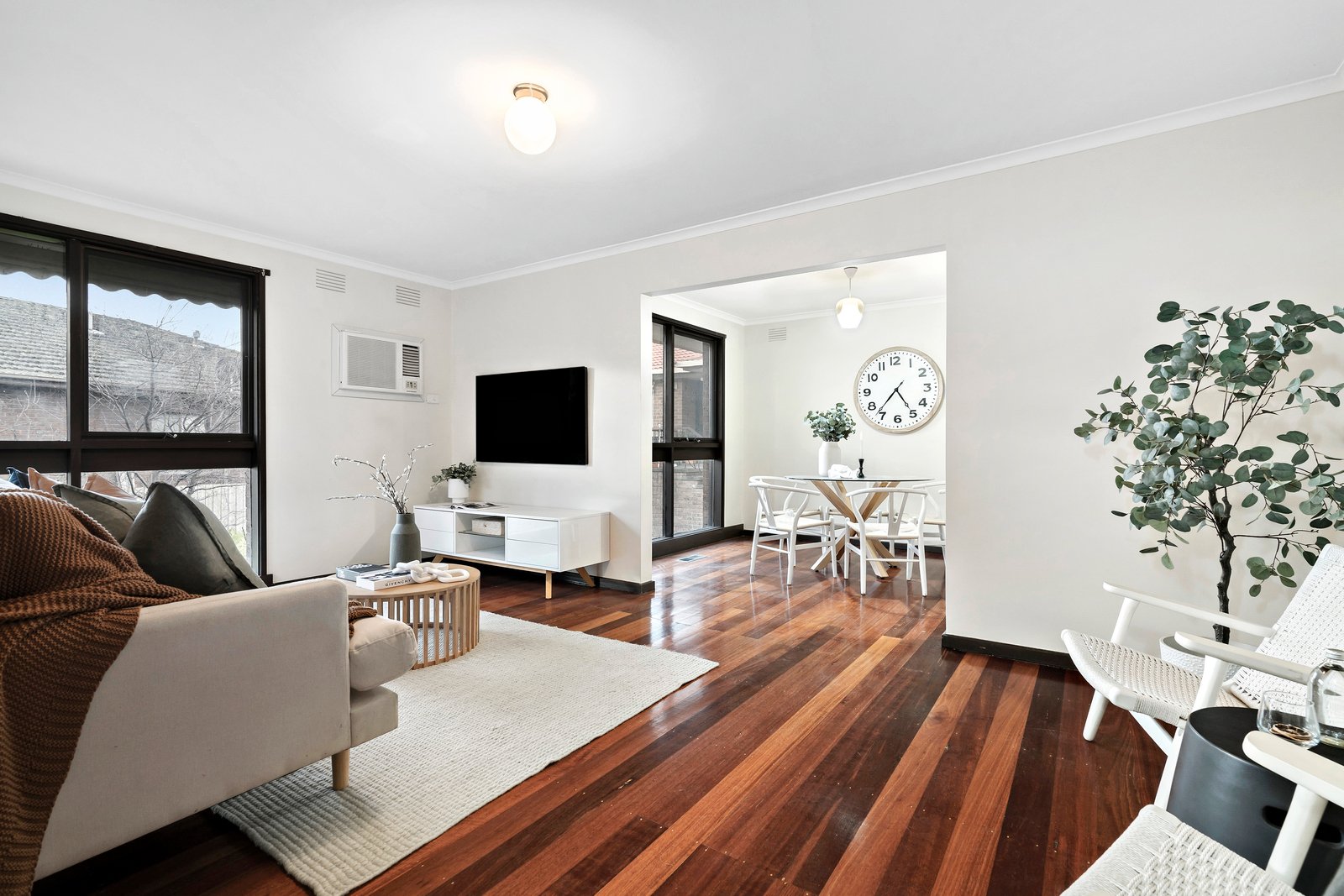 Property Gallery Thumbnail 2