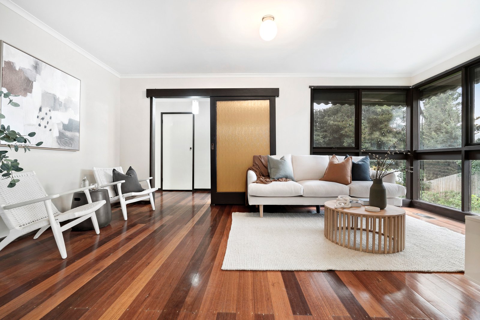 Property Gallery Thumbnail 6