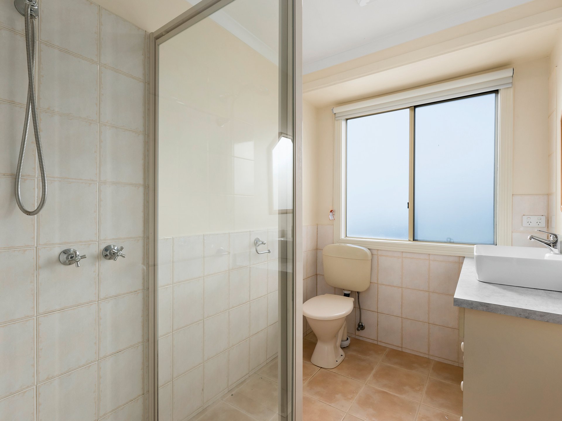 Property Gallery Thumbnail 6