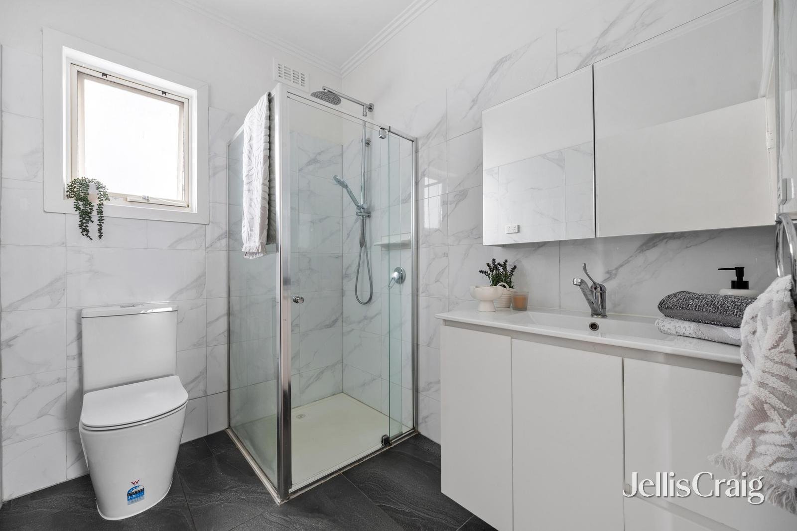 160 Stephen Street, Yarraville image 6