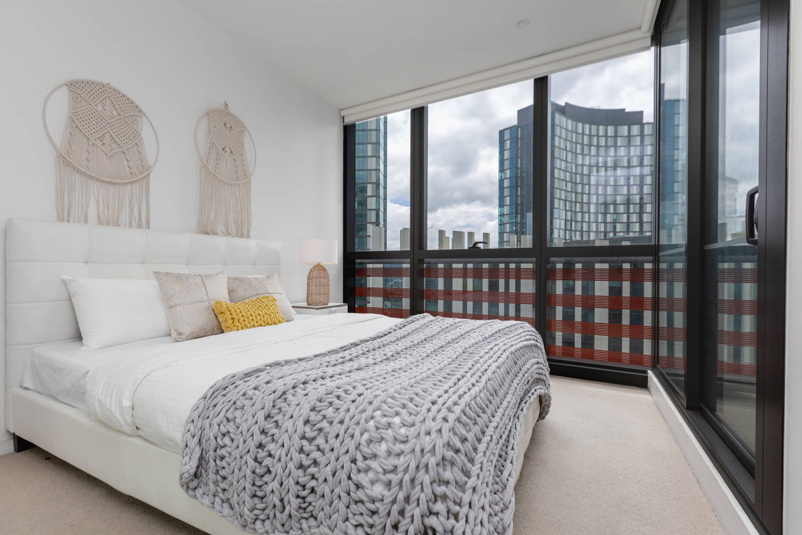 Property Gallery - Main Image