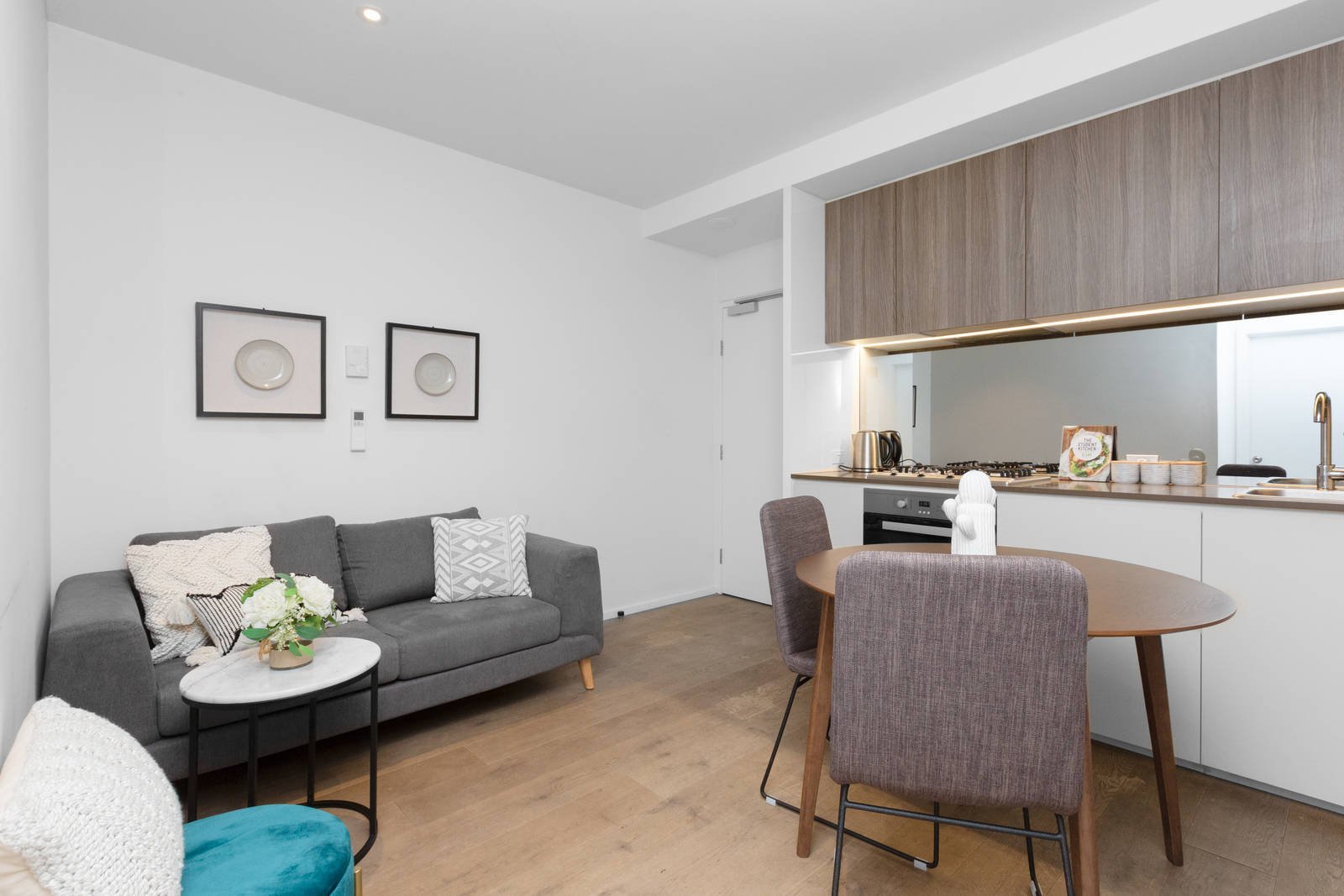 Property Gallery Thumbnail 3