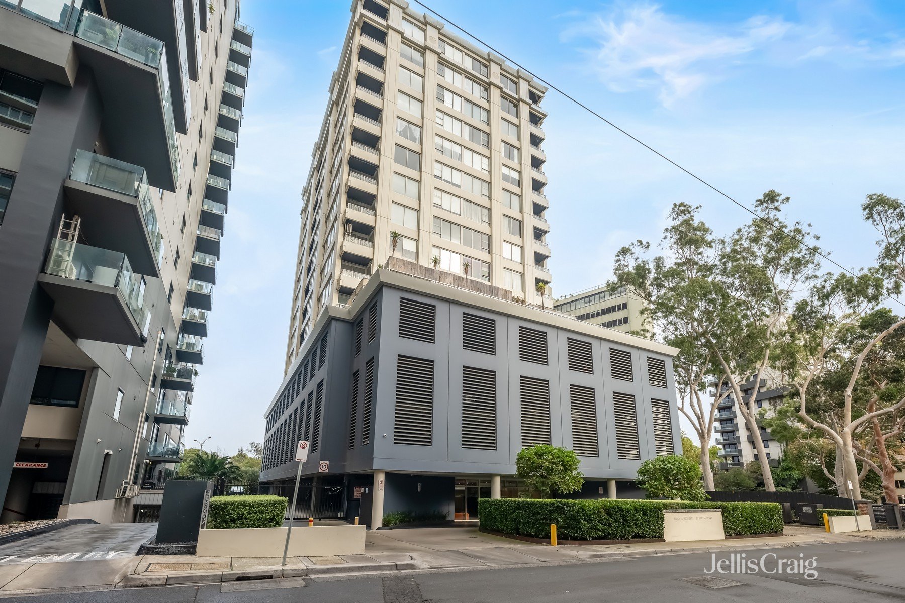 1602/82 Queens Road, Melbourne image 6