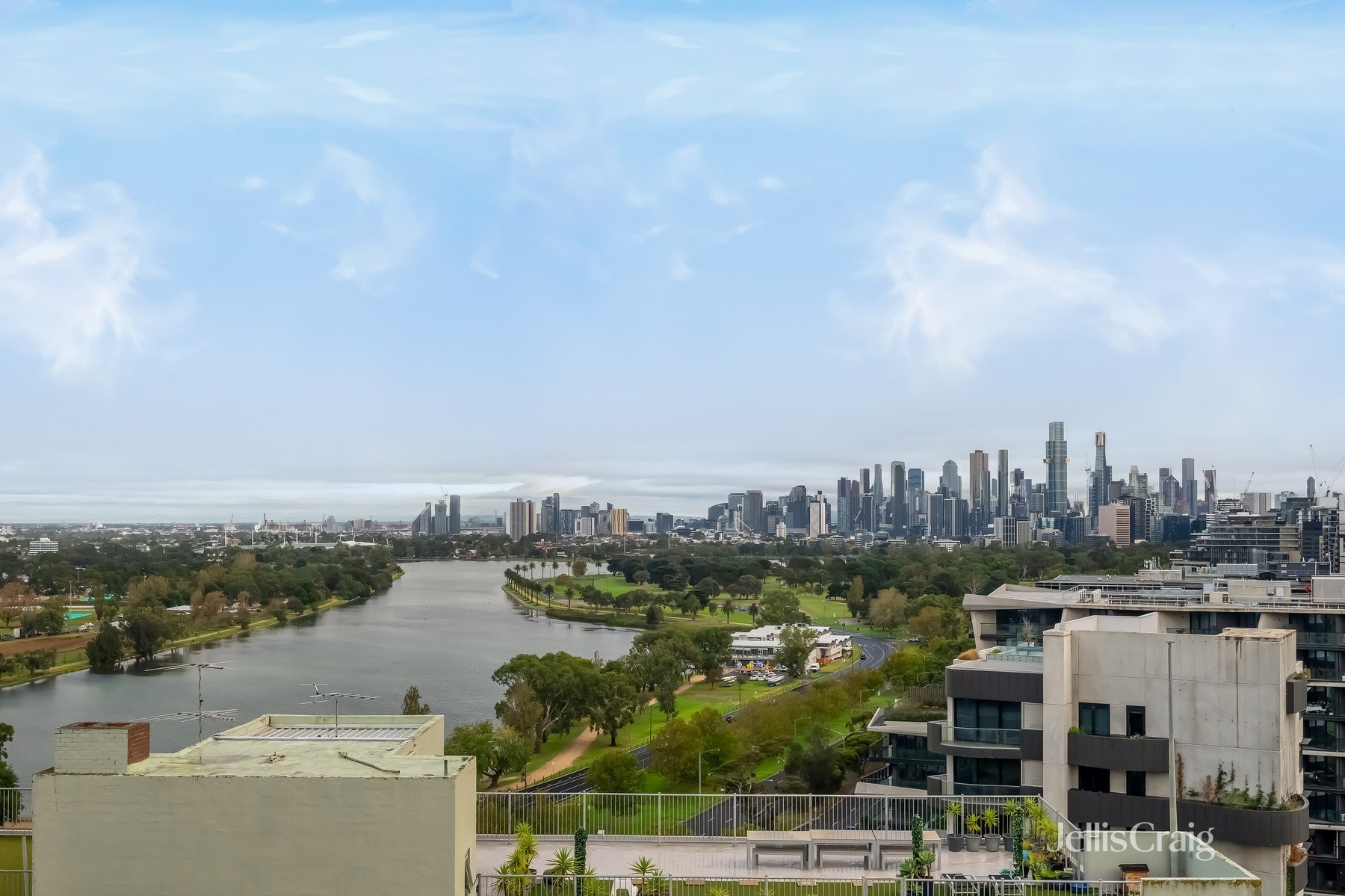 1602/82 Queens Road, Melbourne image 8