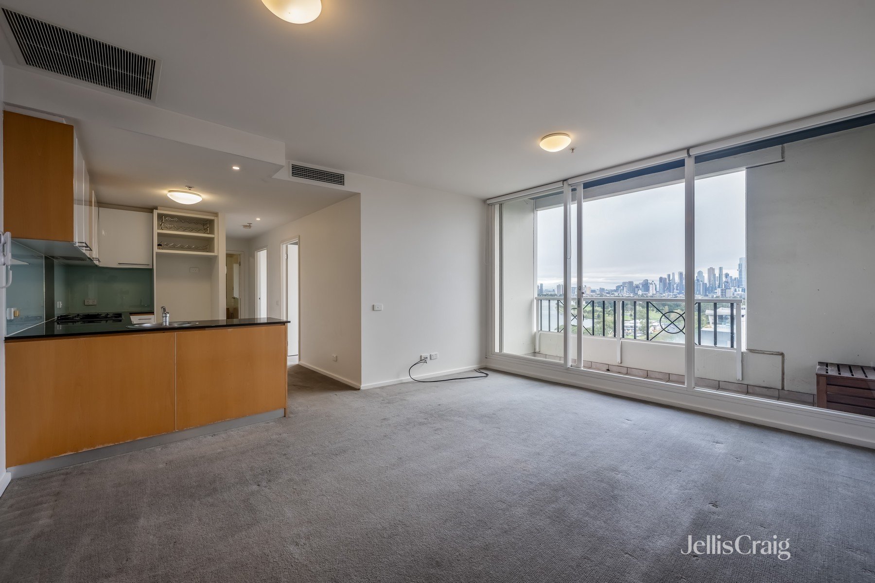 1602/82 Queens Road, Melbourne image 2