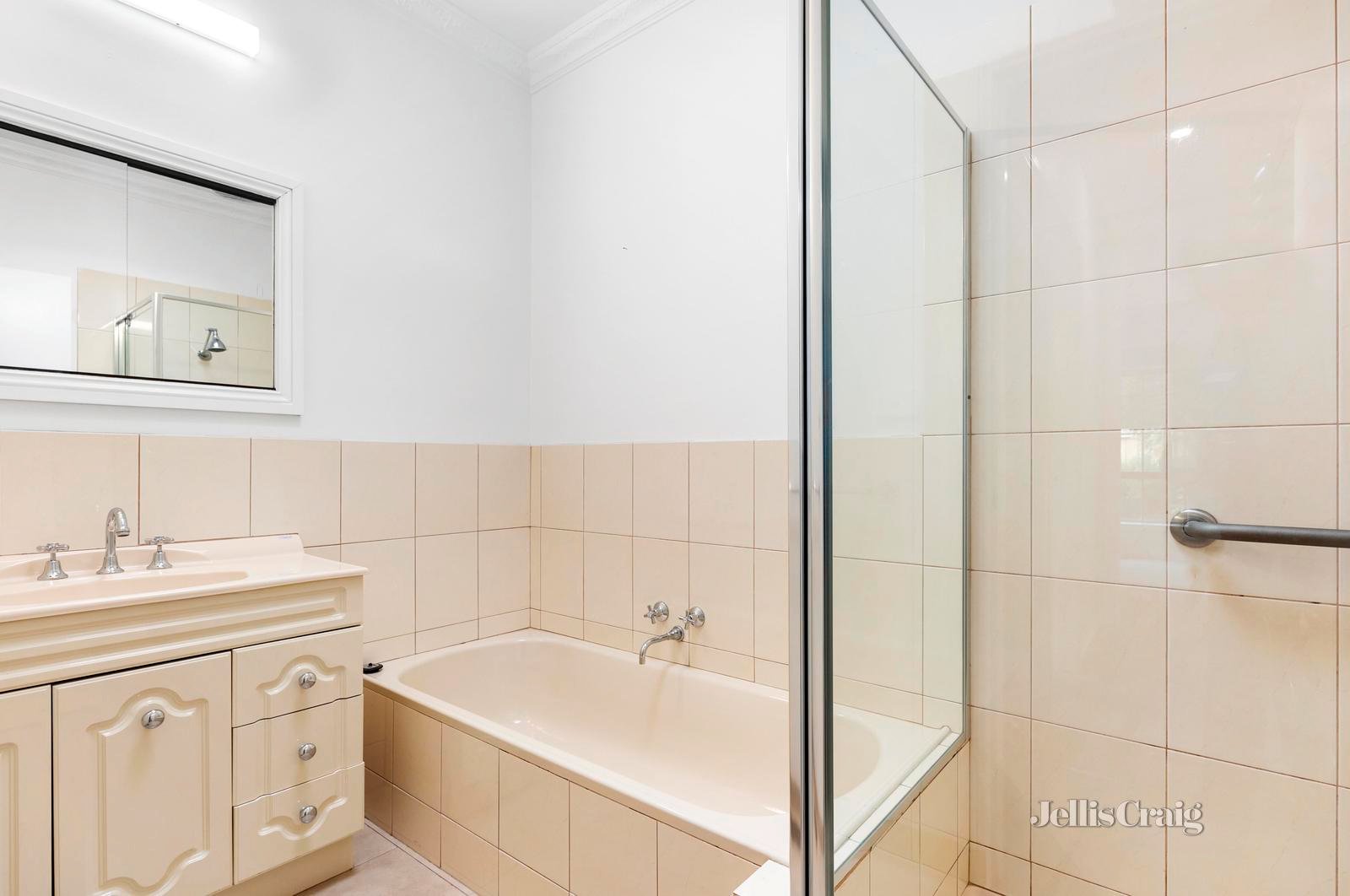 1/604 Dana Street, Ballarat Central image 10