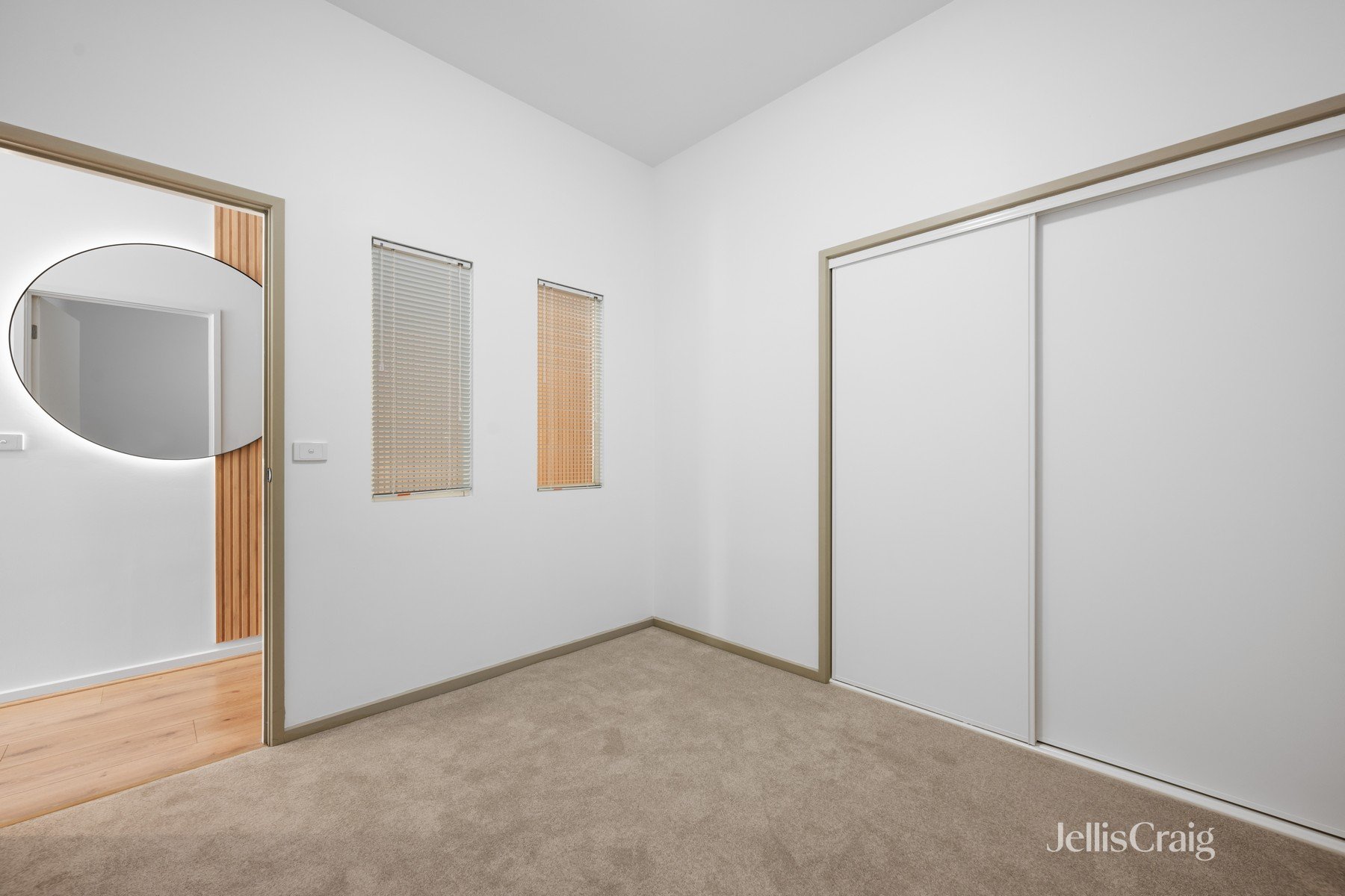 1608/270 King Street, Melbourne image 3