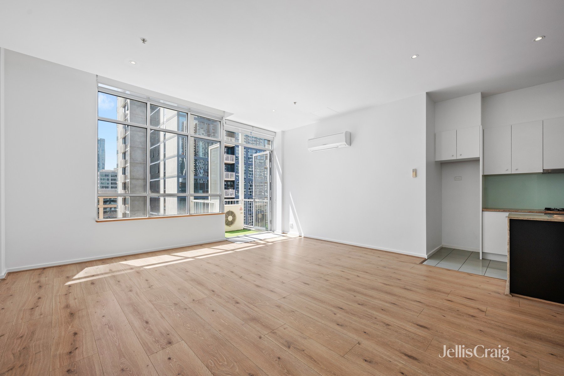 1608/270 King Street, Melbourne image 1