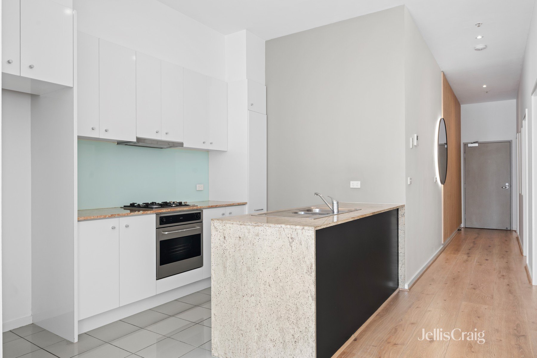 1608/270 King Street, Melbourne image 2