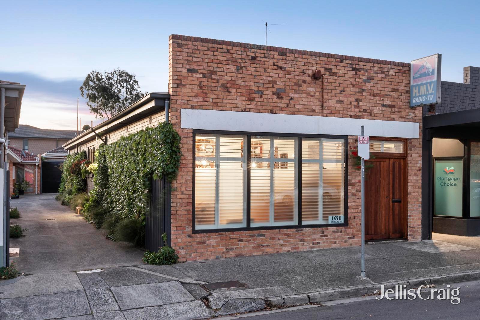 161 Cumberland Road, Pascoe Vale image 1