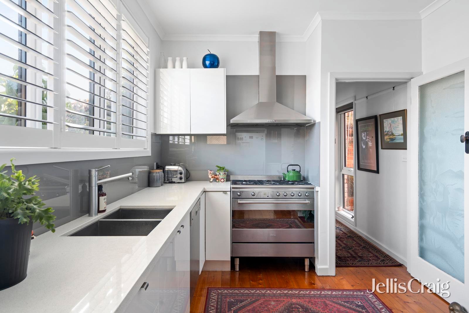 161 Cumberland Road, Pascoe Vale image 3