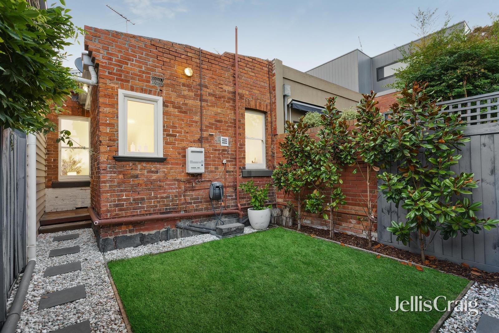 161 Danks Street, Albert&nbsp;Park image 9