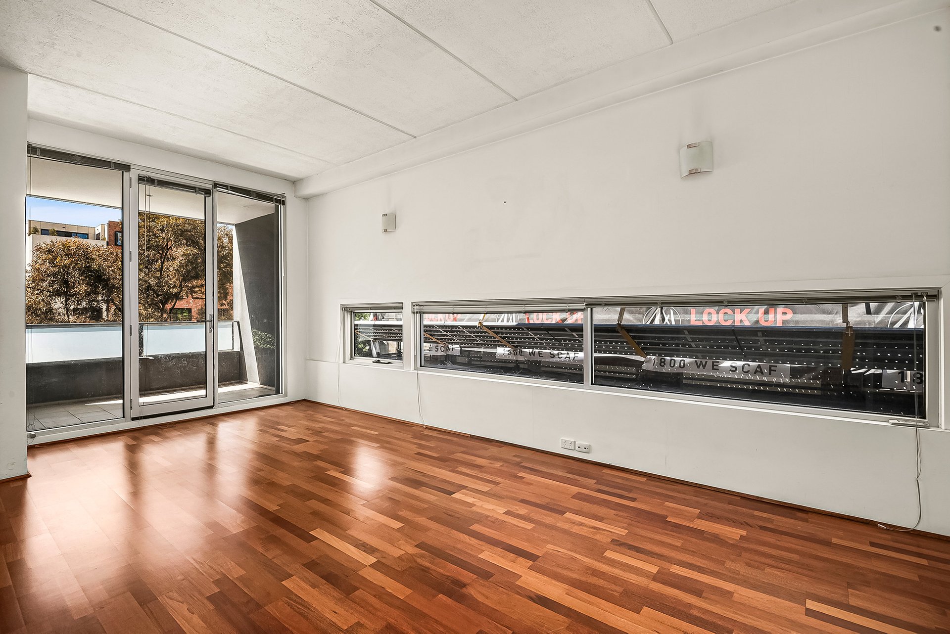 Property Gallery Thumbnail 2
