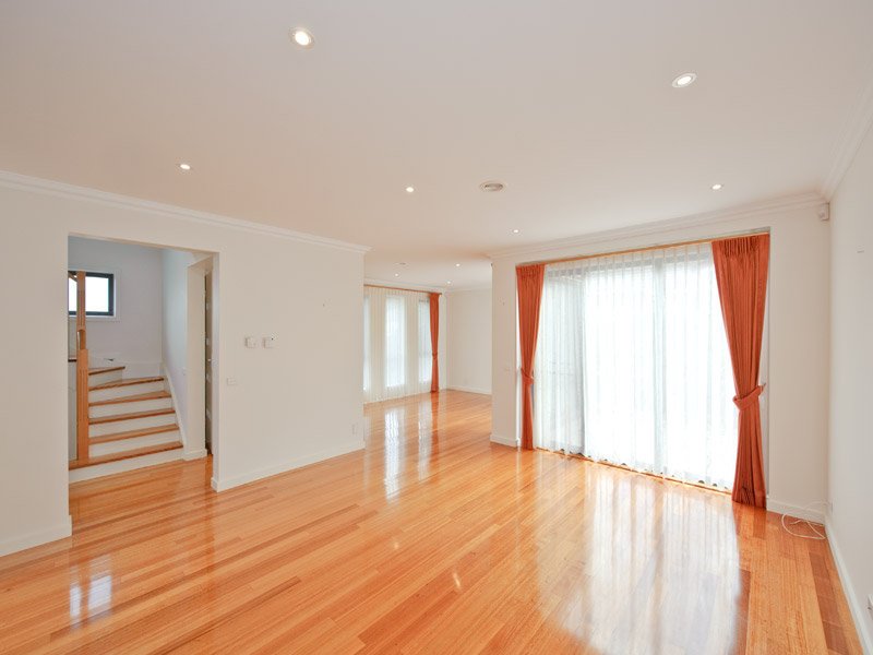1/61 Lucknow Street, Mitcham image 4