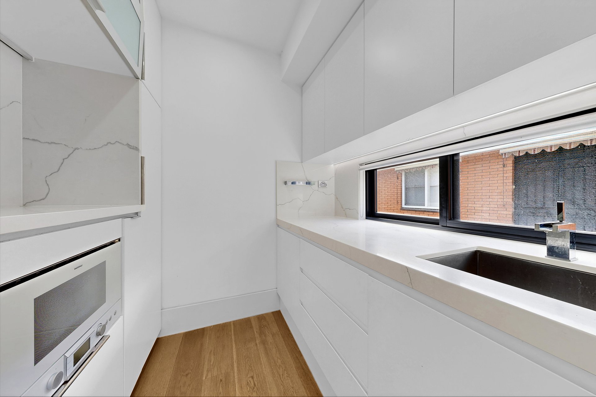1/61 Martin Street, Brighton image 5