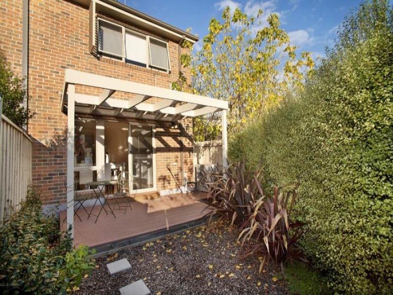 16/1 Nangnak Lane, Mont Albert image 9