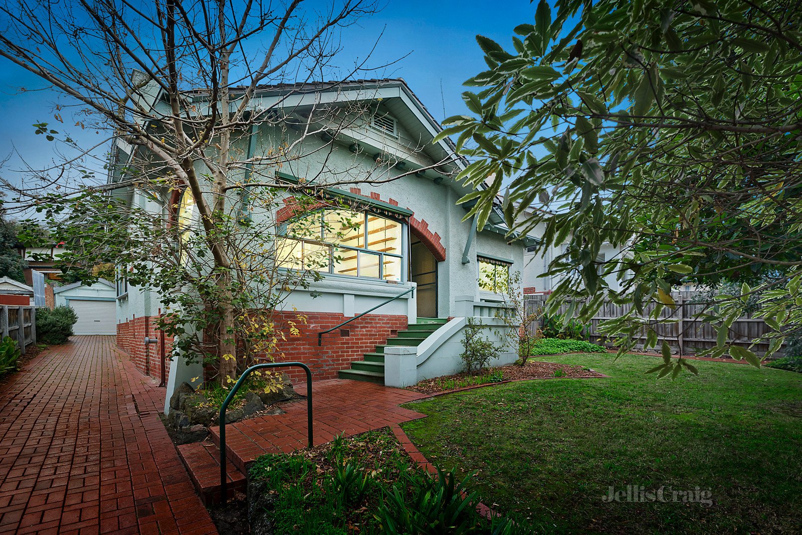 1610 Malvern Road, Glen Iris image 2