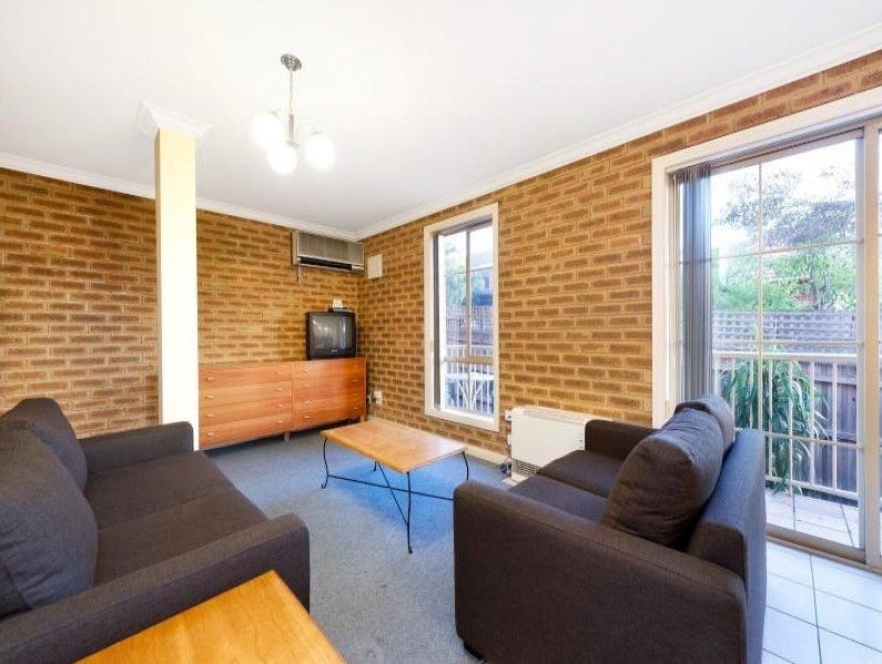 16/1090 Whitehorse Road, Box&nbsp;Hill image 3