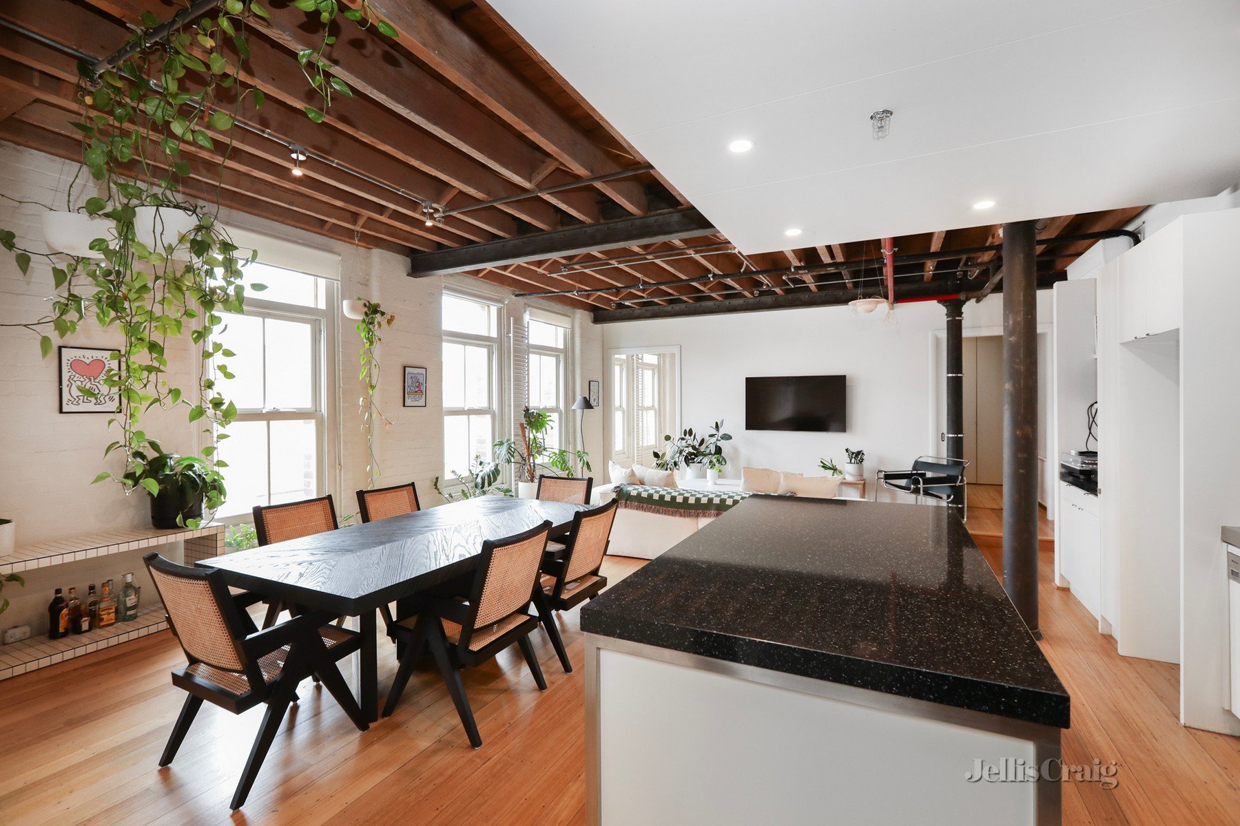 16/11 Anderson Street, West Melbourne image 5