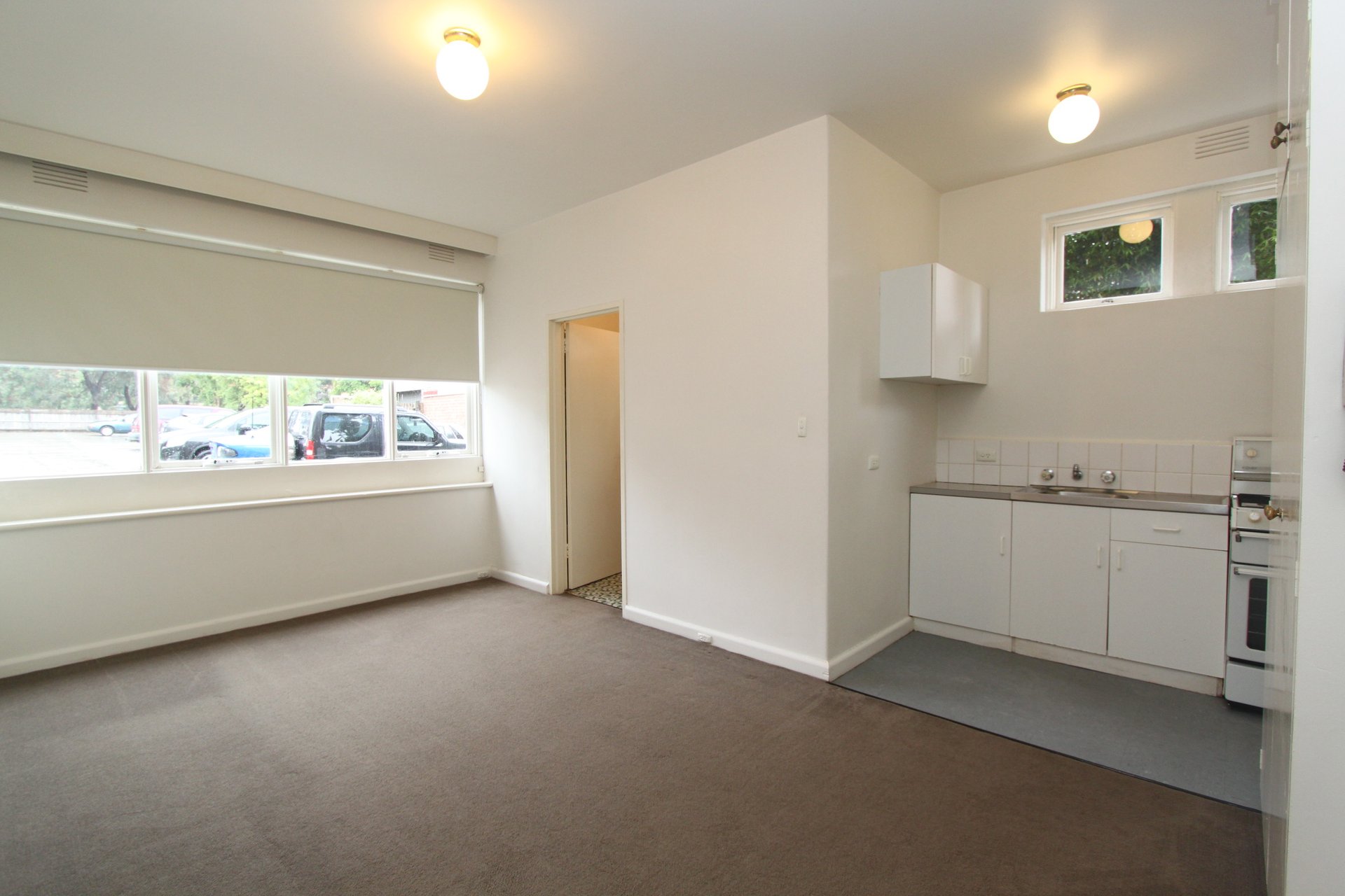 Property Gallery Thumbnail 2