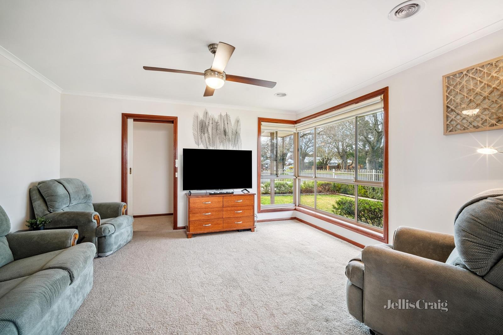 1/612 Ascot Street South, Ballarat Central image 2