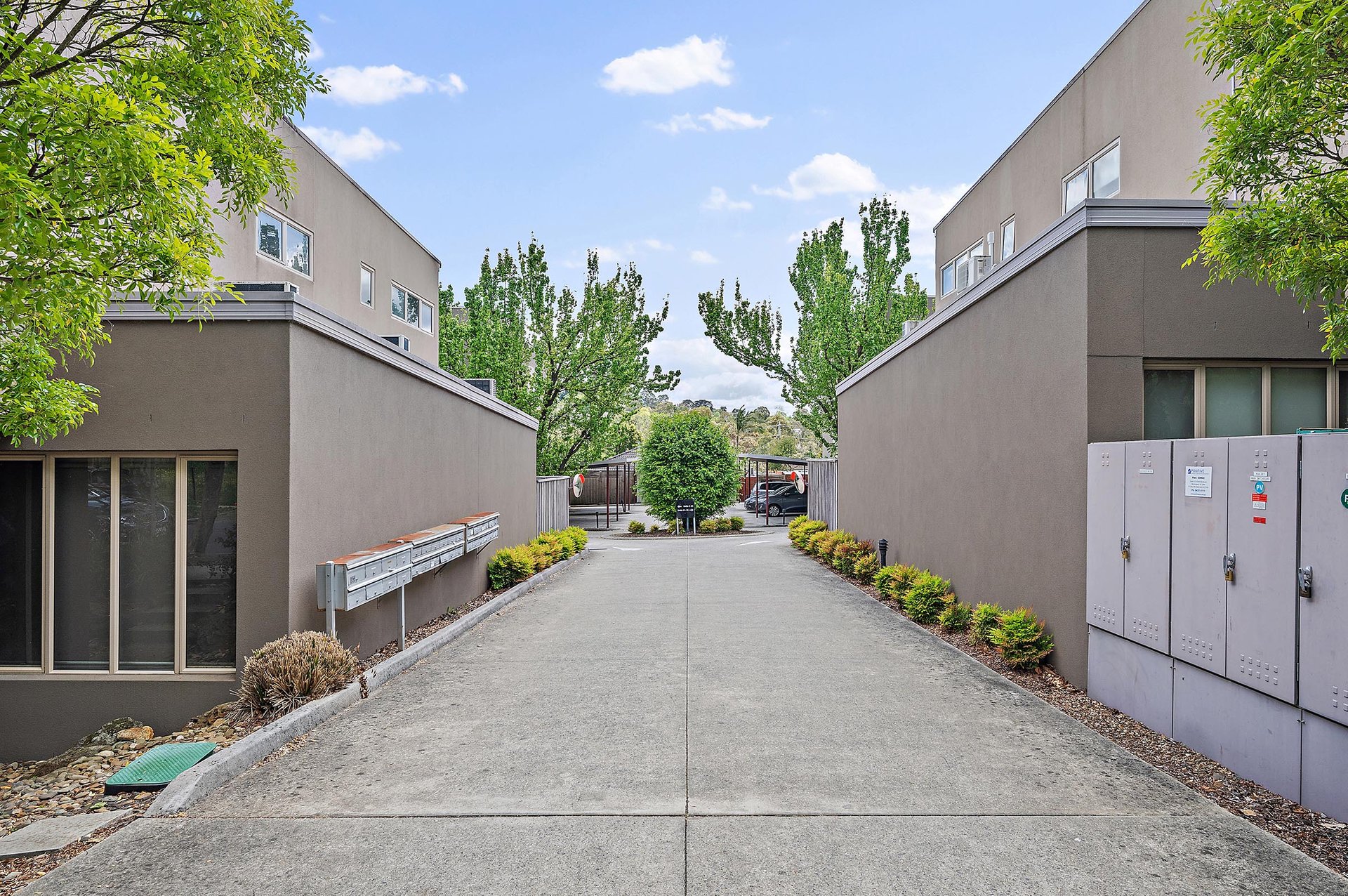 16/12 Bourke Street, Ringwood image 2