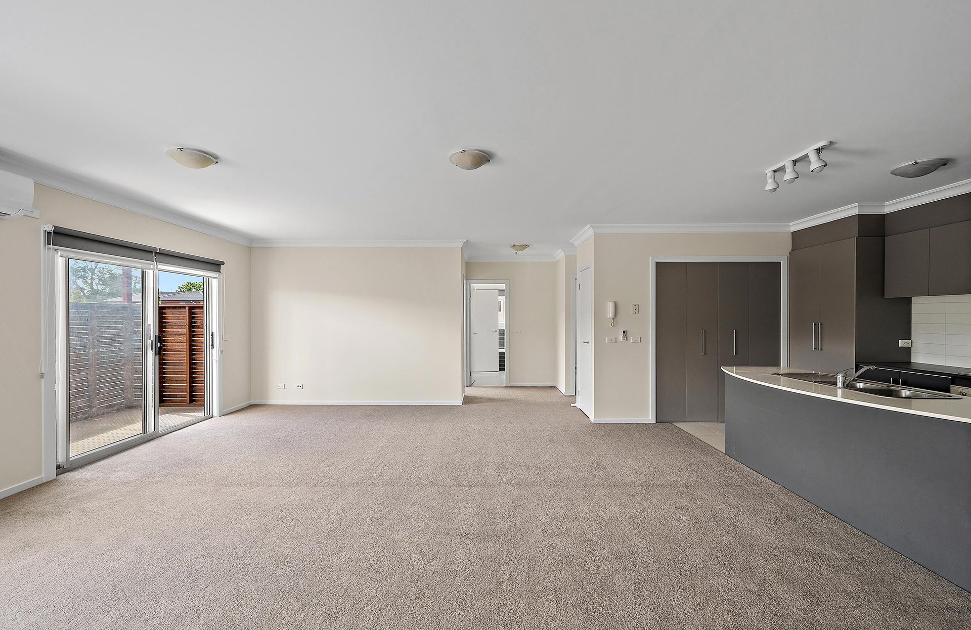 16/12 Bourke Street, Ringwood image 5