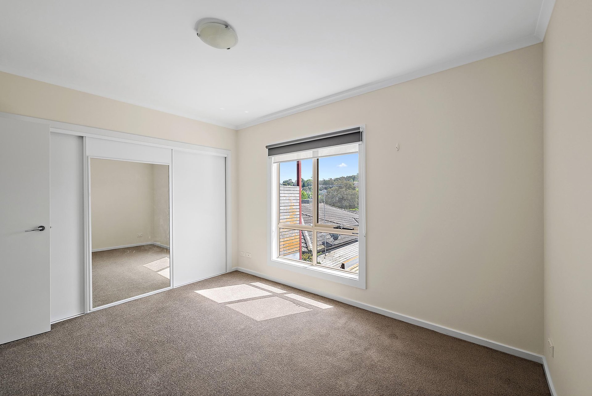 16/12 Bourke Street, Ringwood image 7