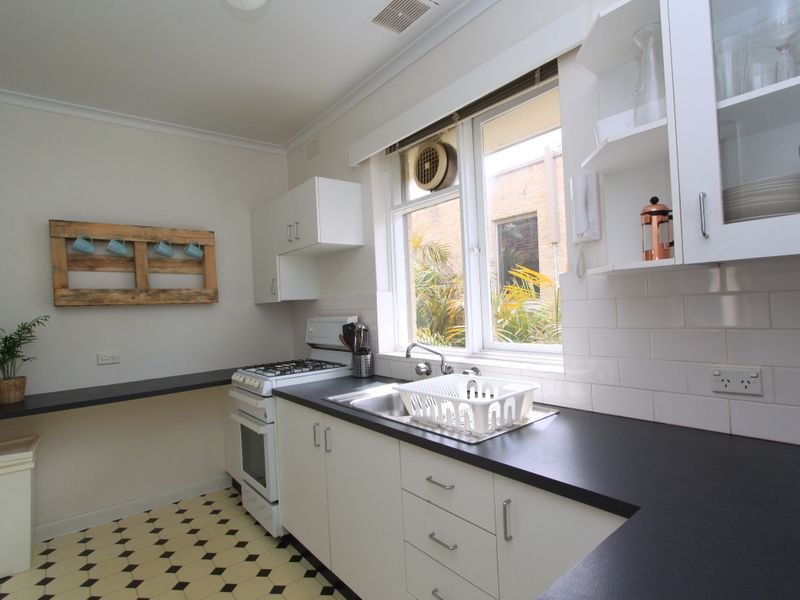 Property Gallery Thumbnail 3