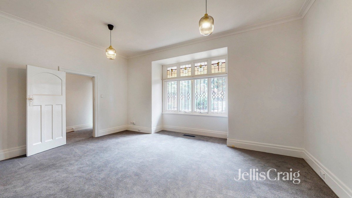 1/614 High St, Prahran image 2