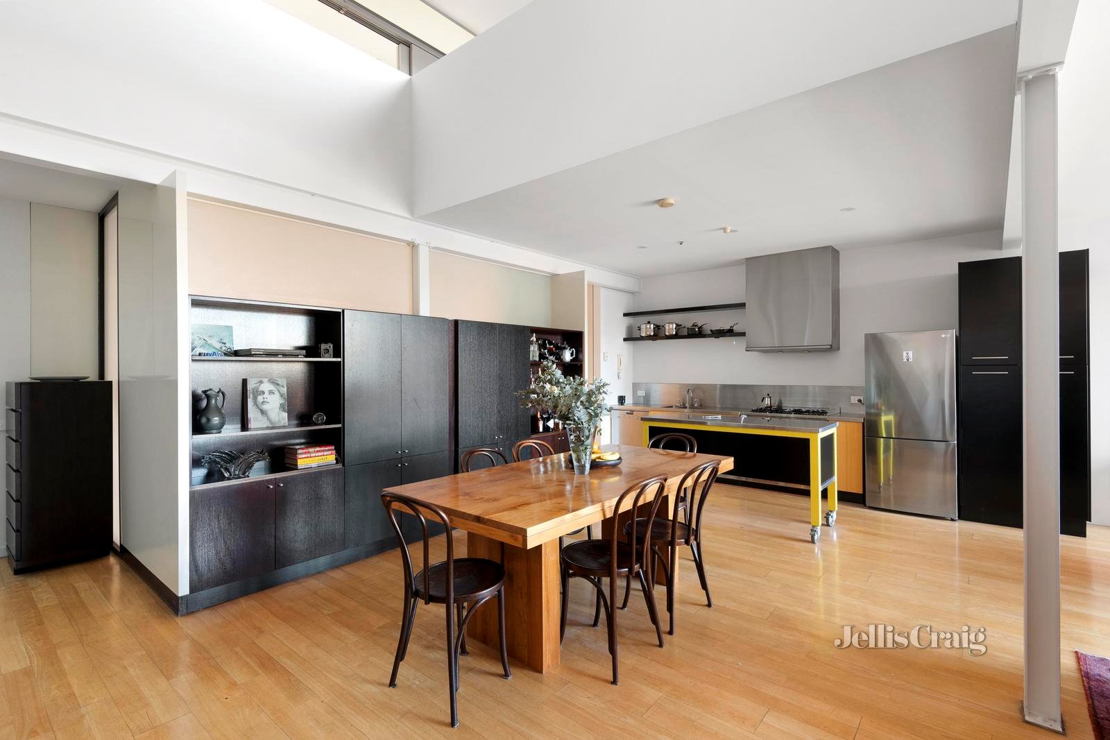 16/15 Inkerman Street, St Kilda image 2