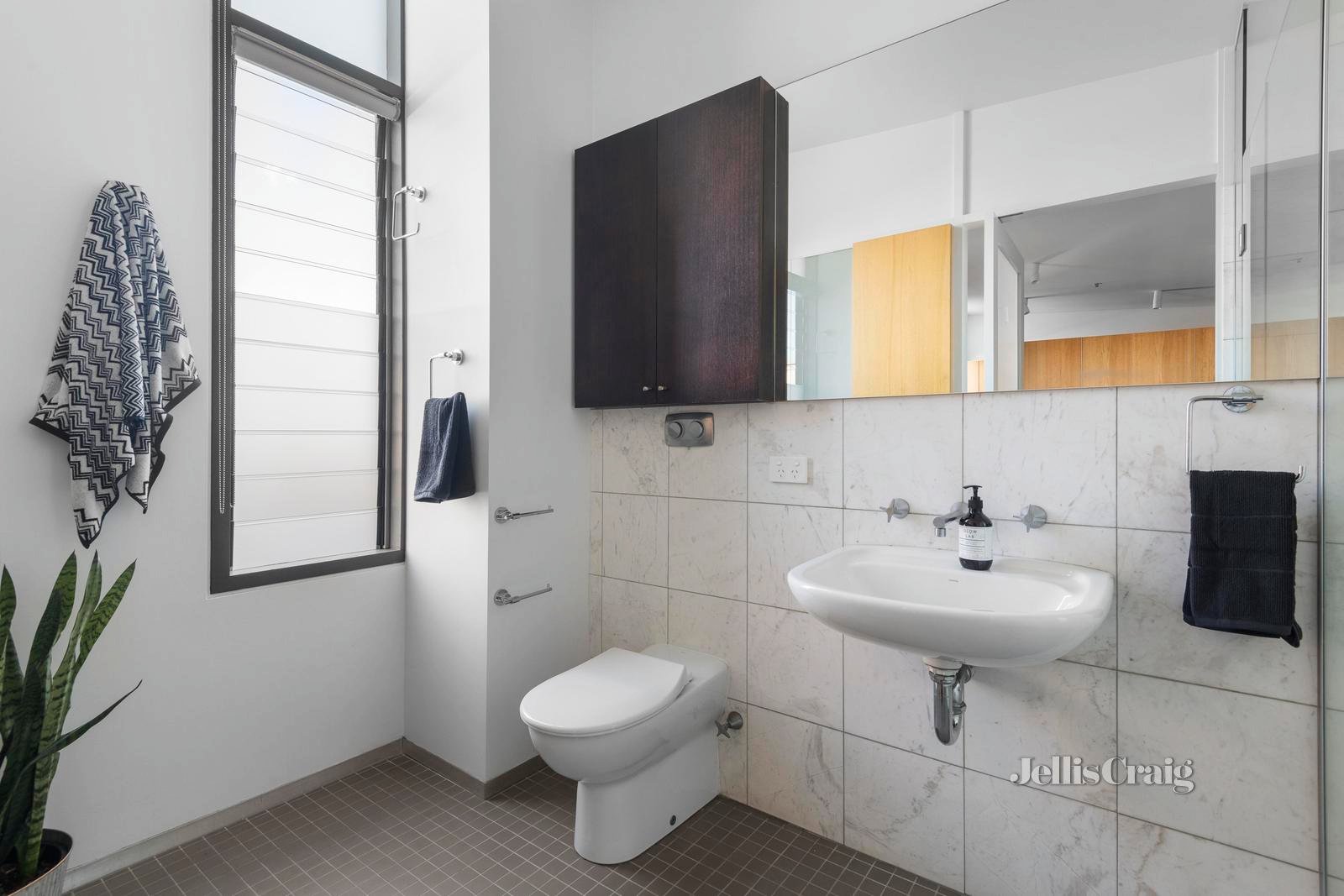 16/15 Inkerman Street, St Kilda image 7