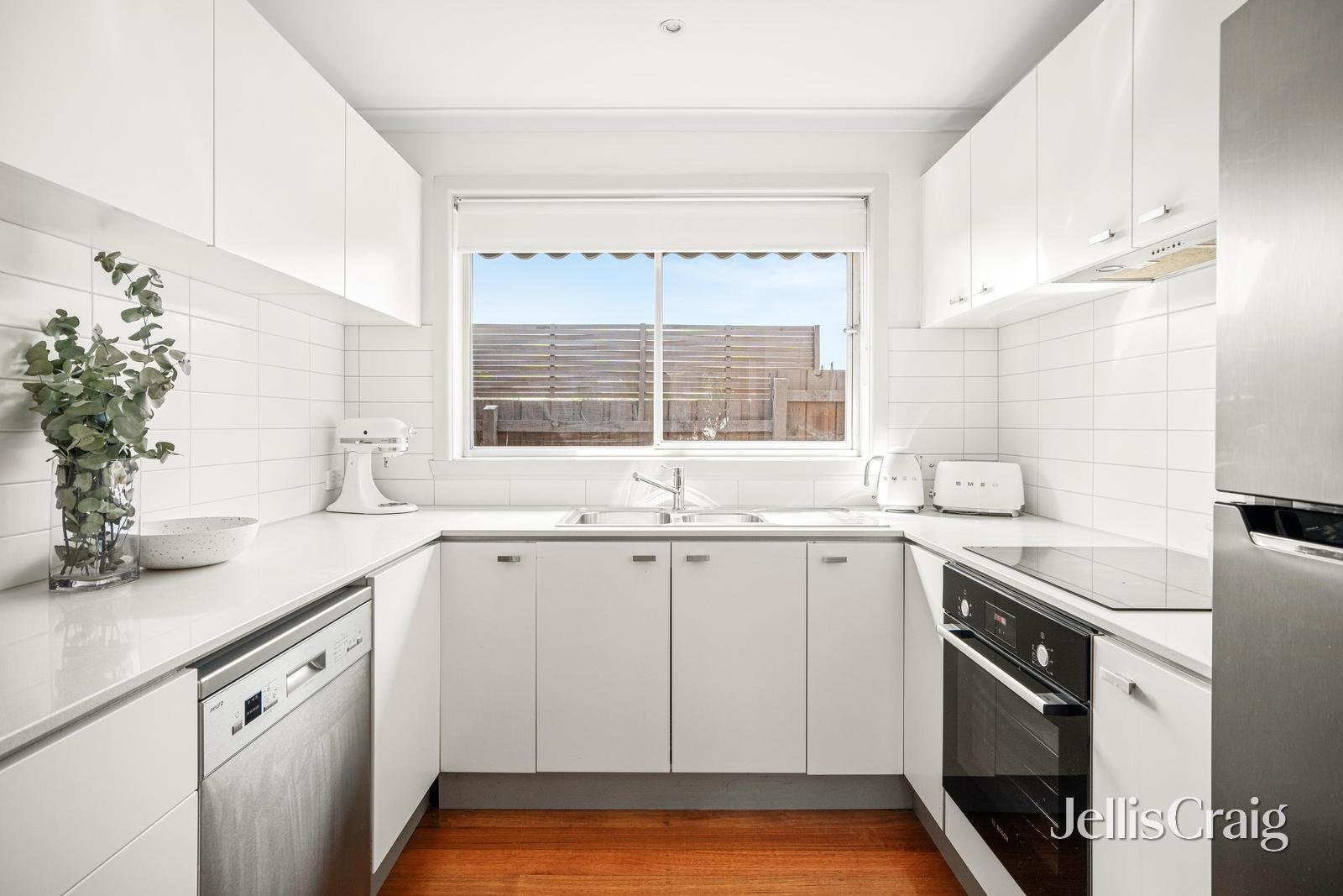 16/158 Como Parade West, Parkdale image 6