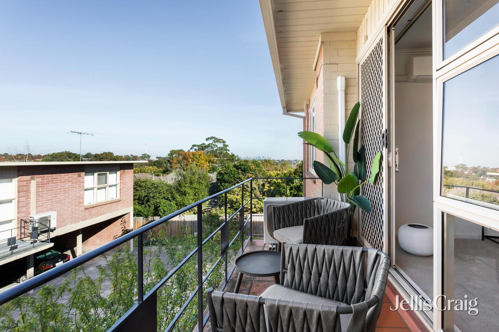 16/19 Kireep Road, Balwyn image 7