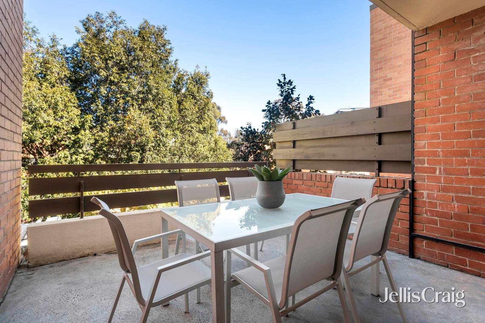 16/19 Wood Street, North Melbourne image 2