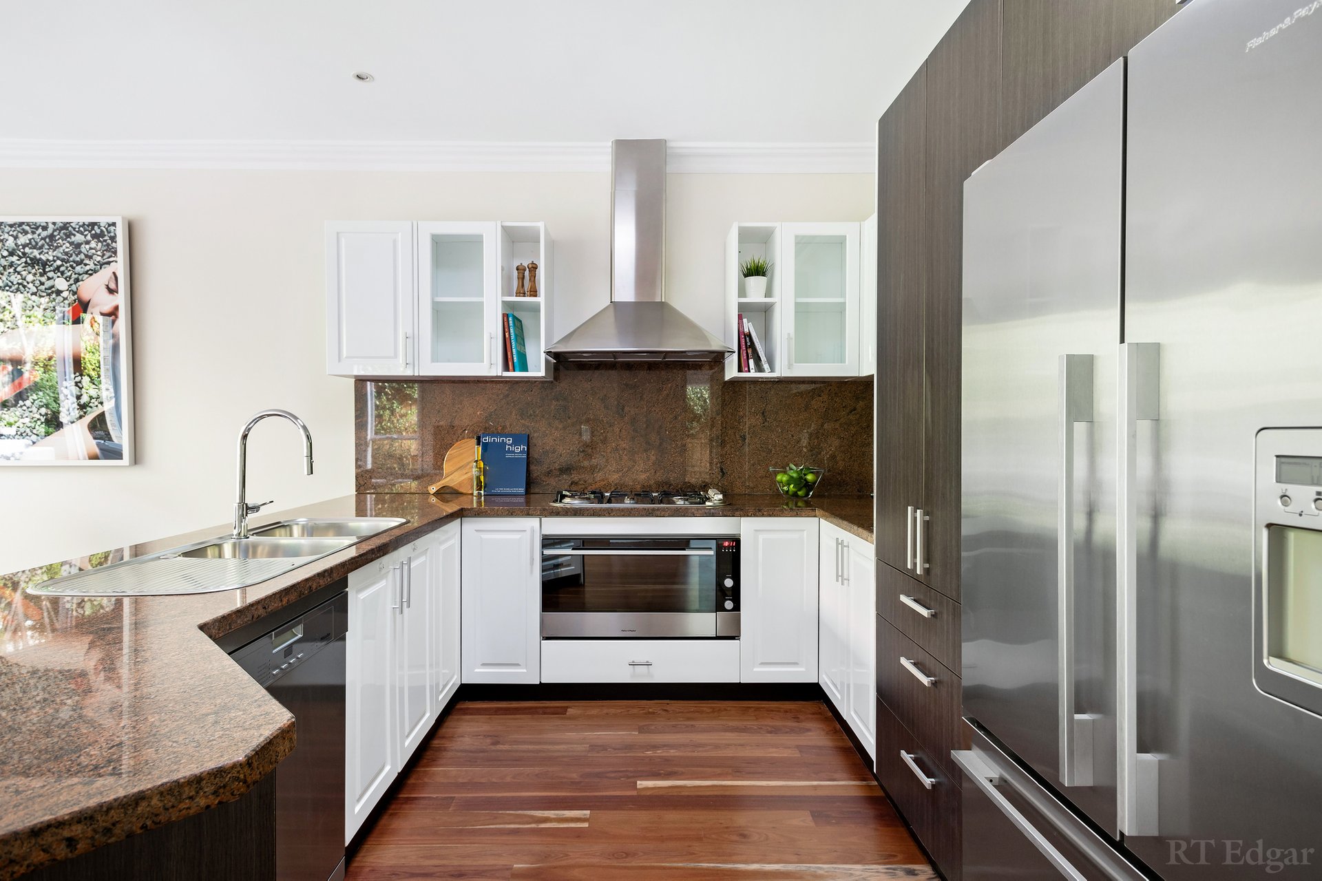 Property Gallery Thumbnail 9