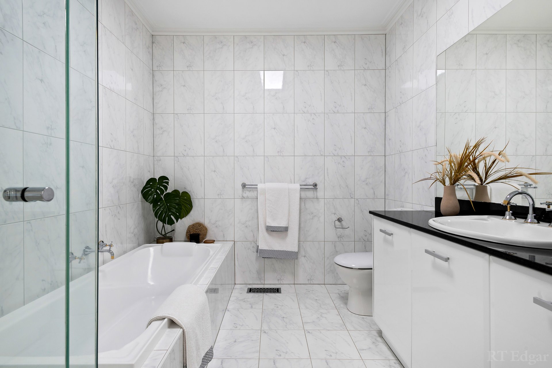 Property Gallery Thumbnail 13