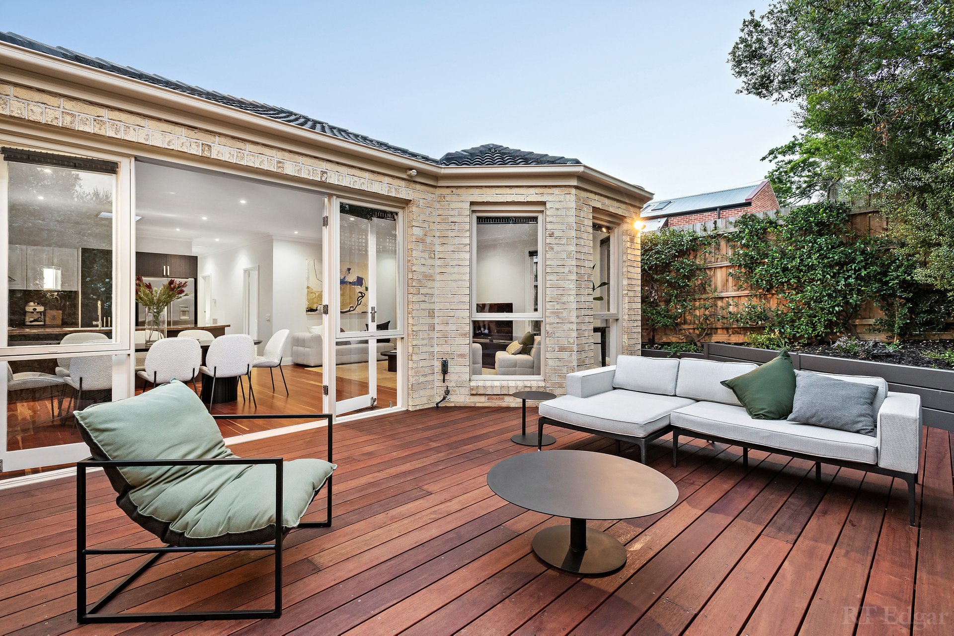 Property Gallery Thumbnail 14