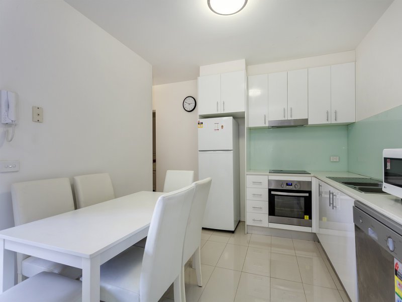 16/2-4 Acacia Court, Ringwood image 3