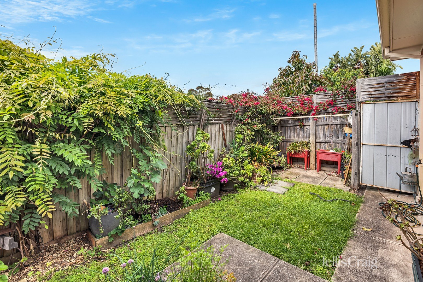 1/62 De Carle Street, Brunswick image 13