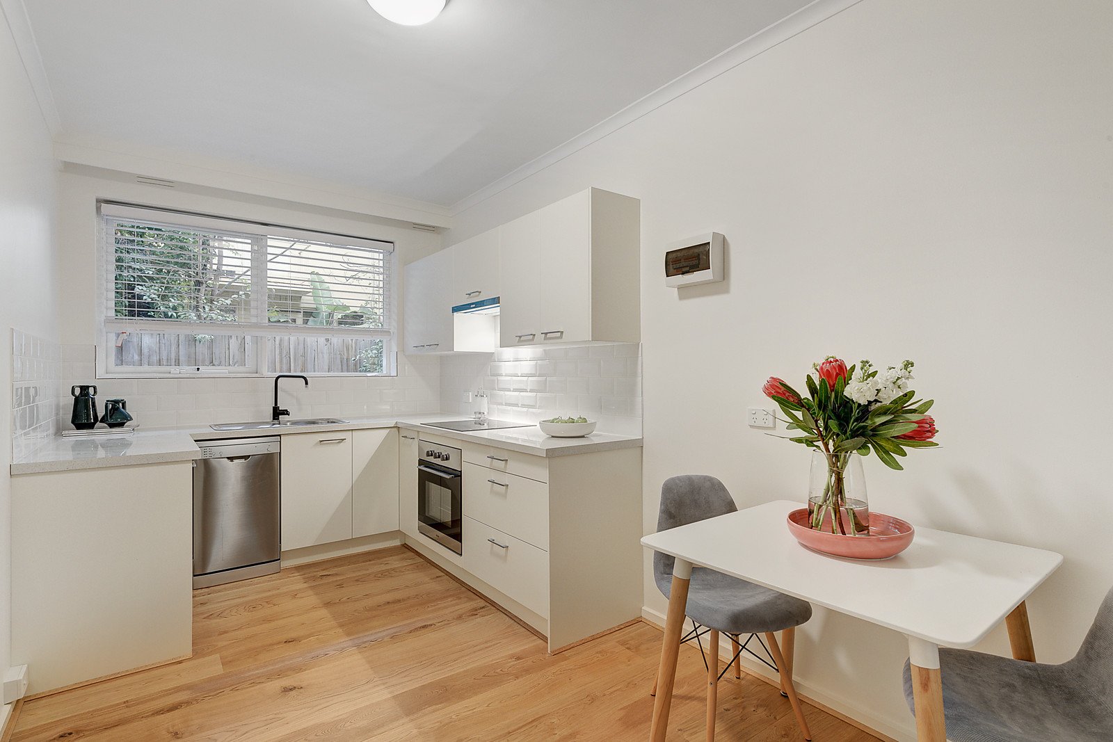 1/62 Edgar Street North, Glen Iris image 2