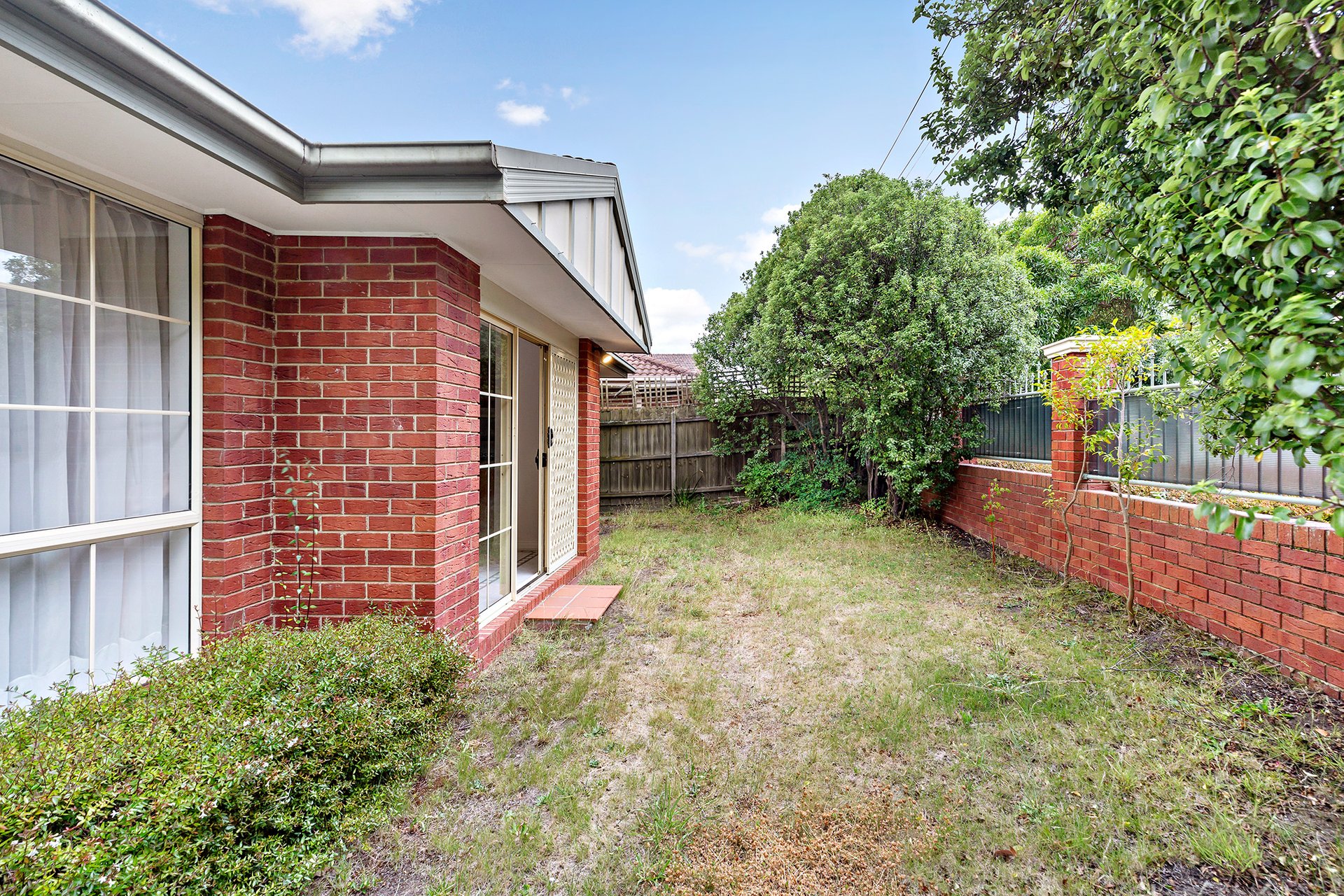 Property Gallery Thumbnail 8