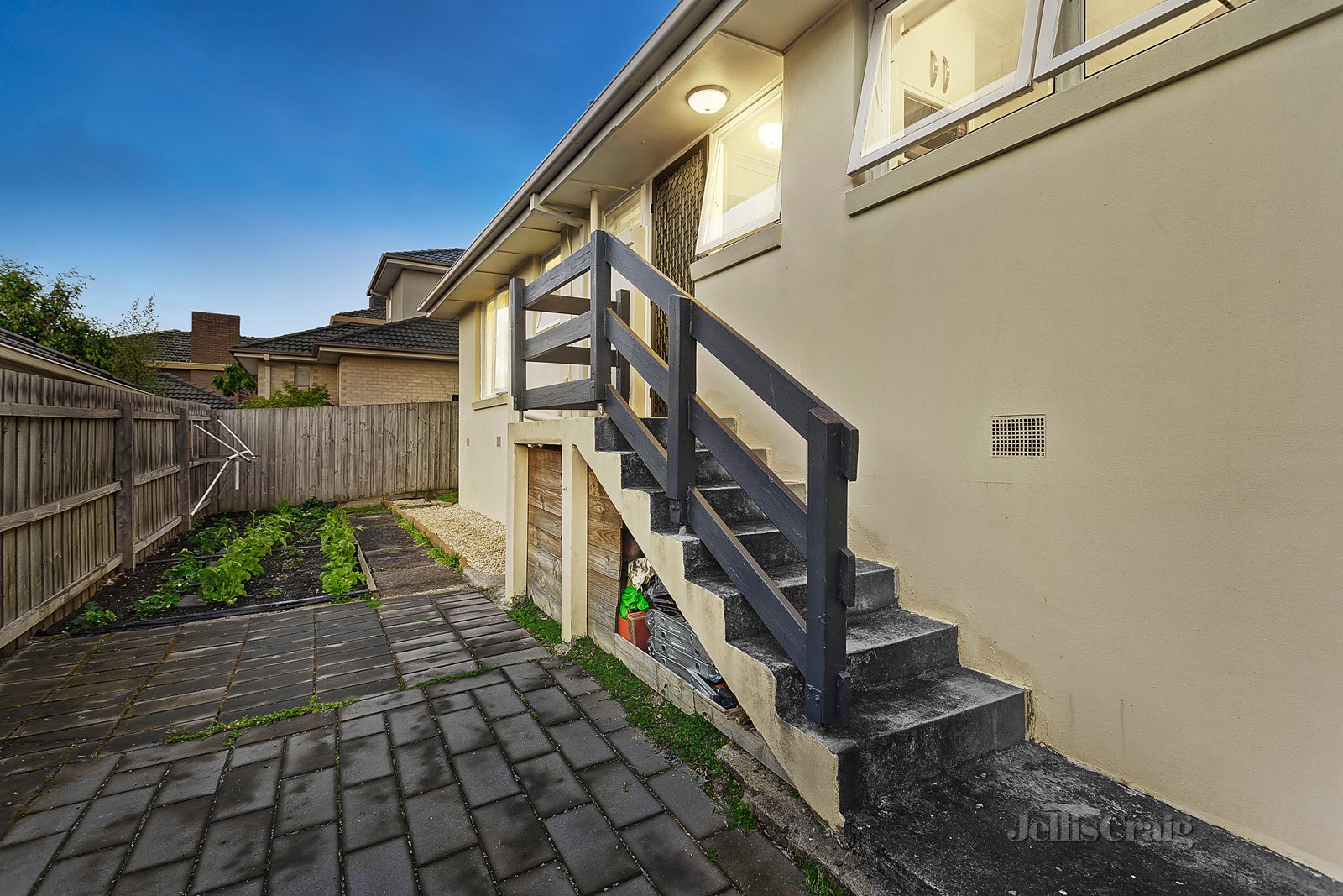 1/62 Leeds Street, Doncaster East image 8